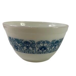 Vintage Pyrex Horizon Blue 401 Mixing Bowl 1.5 Pint White Milk Glass Teal Decor
